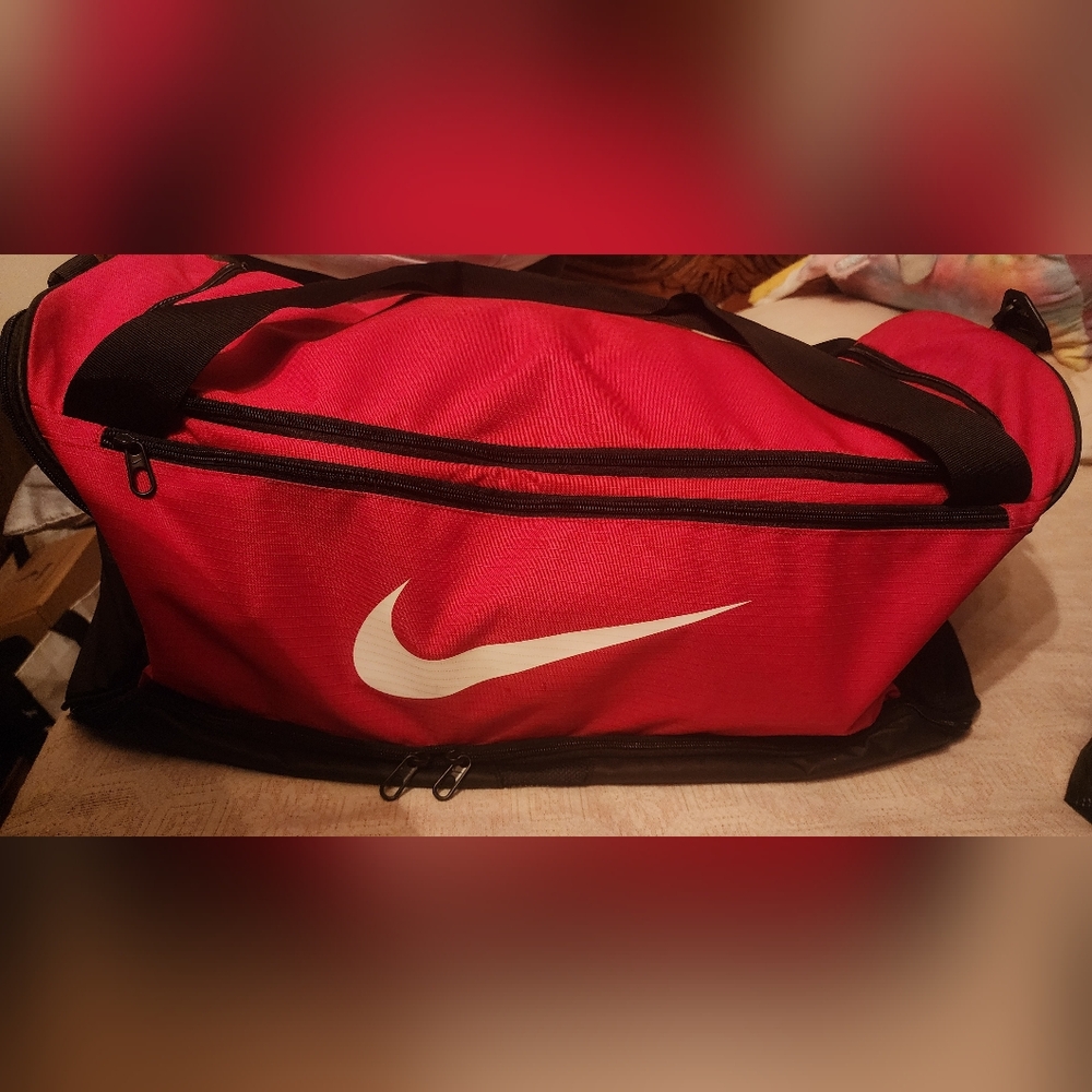 Nike duffel bag